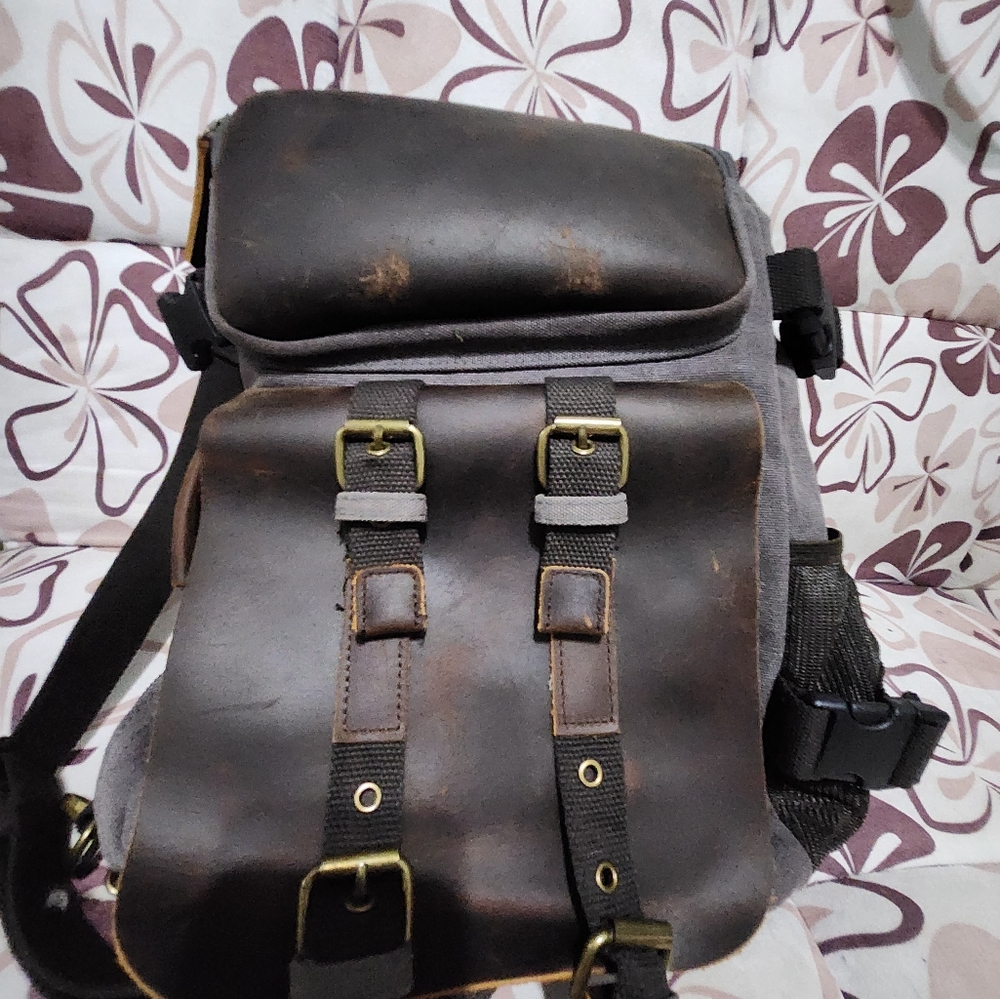 Back Pack/ Brief - image 7